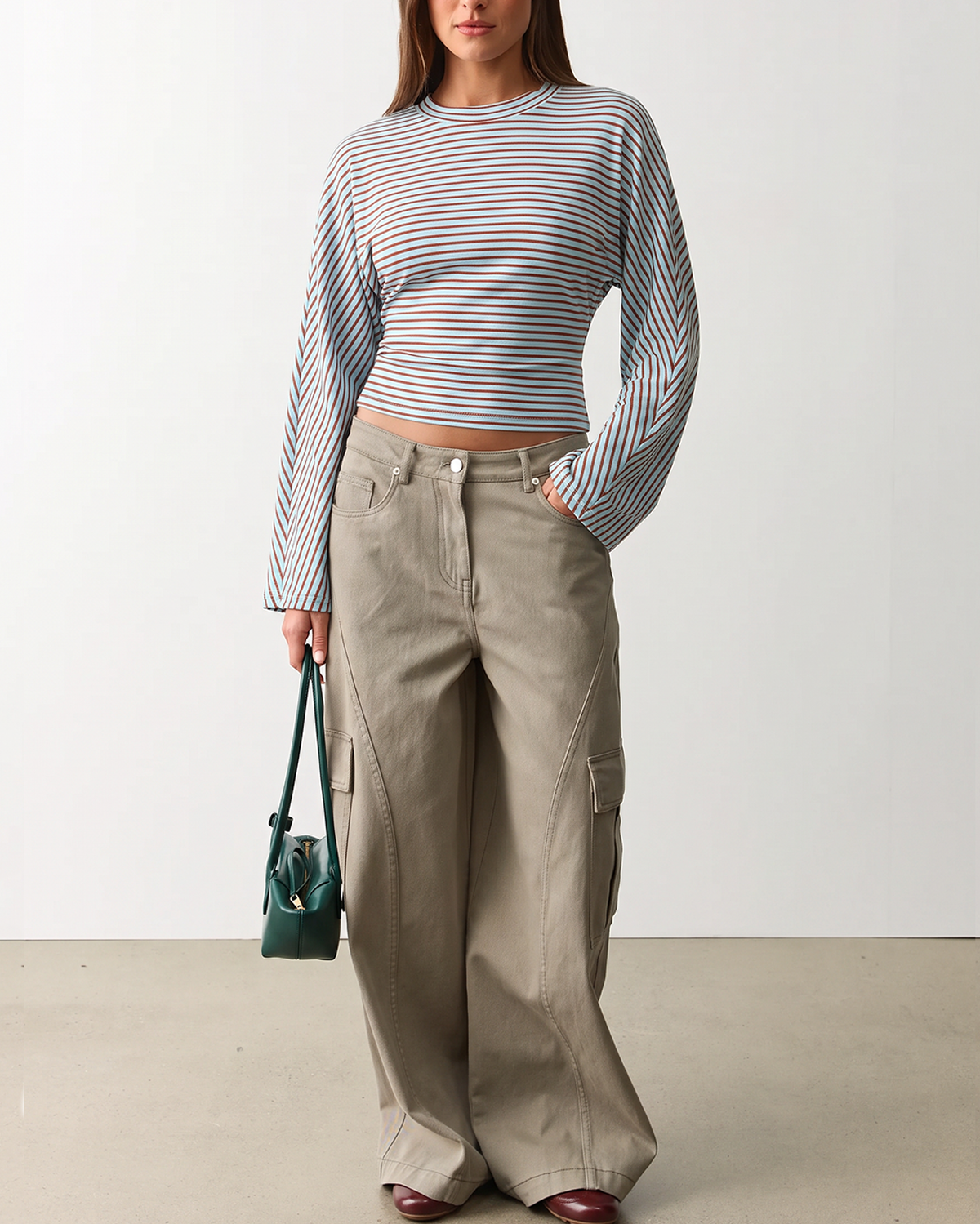 QINSEN Women's Crew Neck Long Sleeve Top Cinched Waist Stretch T Shirts