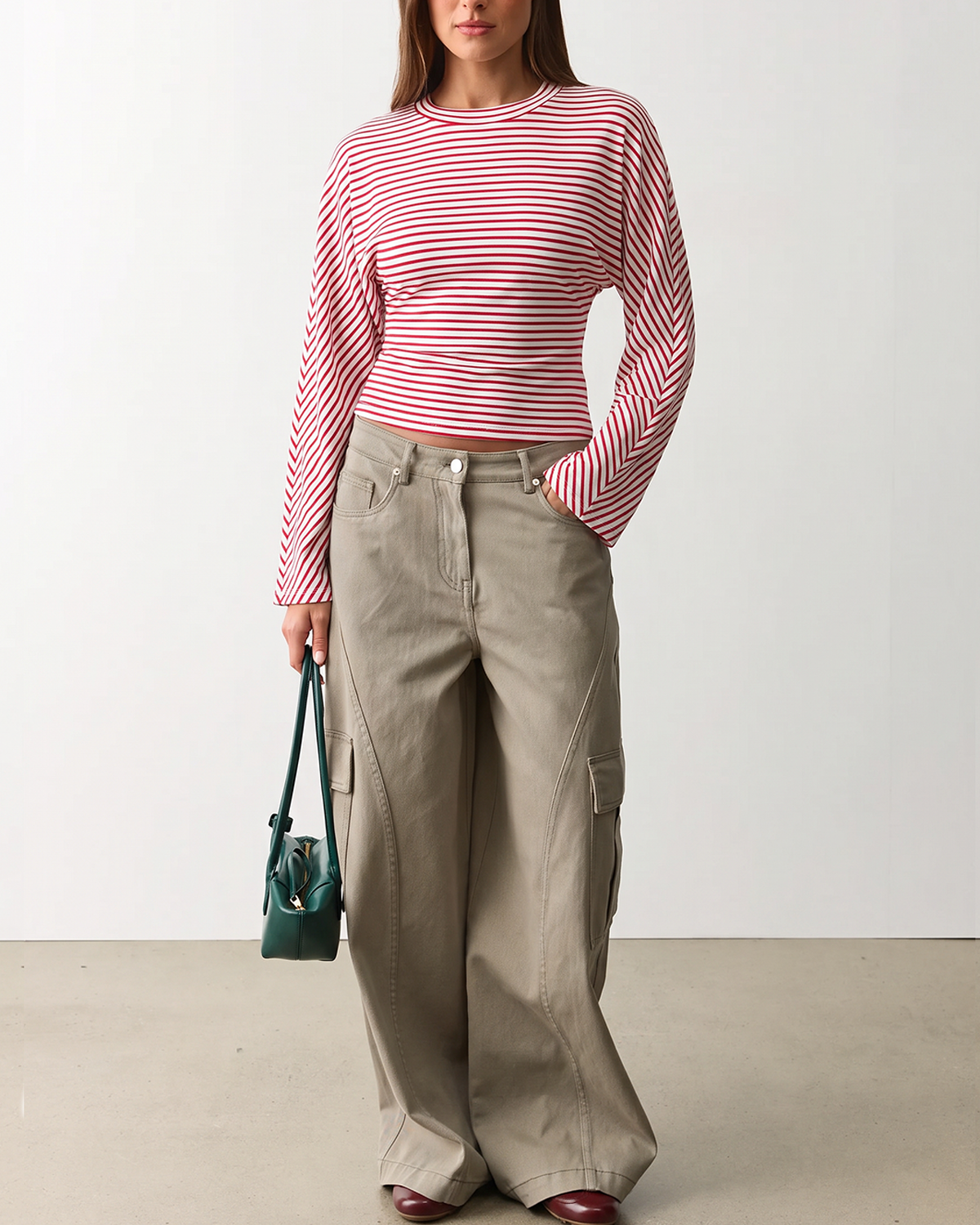 QINSEN Women's Crew Neck Long Sleeve Top Cinched Waist Stretch T Shirts