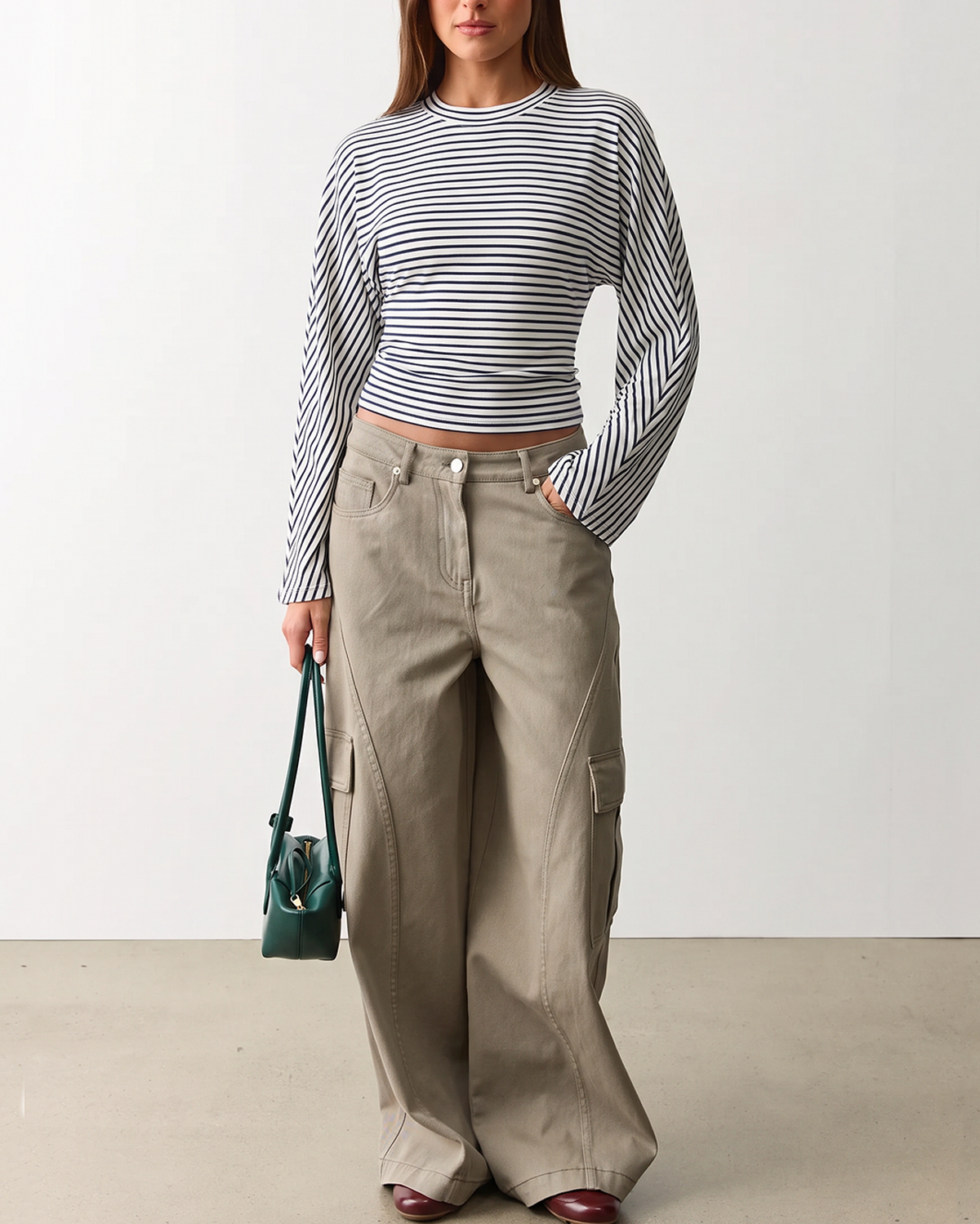 QINSEN Women's Crew Neck Long Sleeve Top Cinched Waist Stretch T Shirts